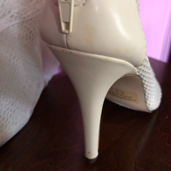 Booties - Picture 6 of 6